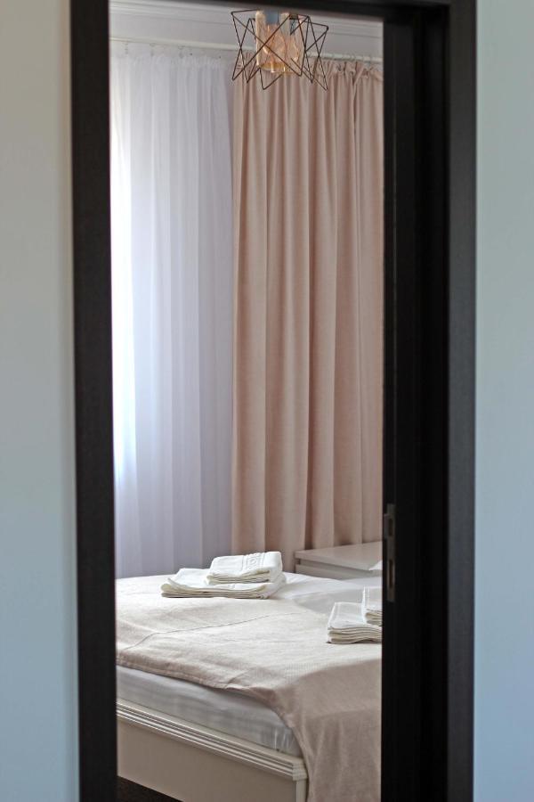 Pensiunea Casa Iorgovanul Urseni Mosnita Noua Extérieur photo