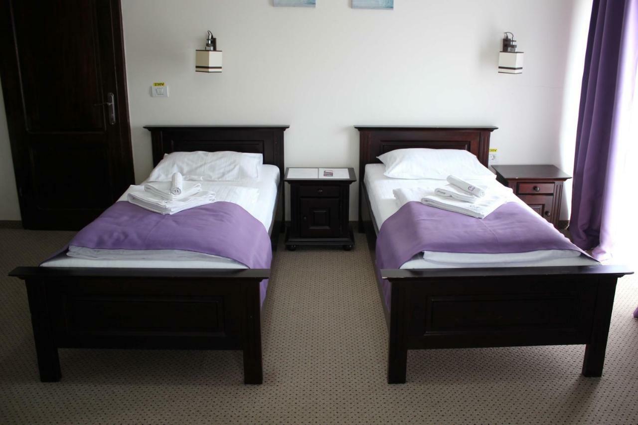 Pensiunea Casa Iorgovanul Urseni Mosnita Noua Extérieur photo